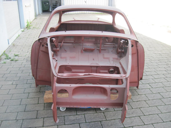 Häuschen von Karmann Ghia Coupe .- - -  gestrahlt und grundiert - siehe Bilder