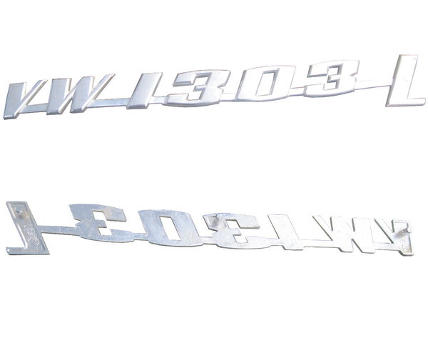 Schriftzug "VW 1303 L" 3 Stifte, mit Abstand 107 mm - Gebrauchtteil