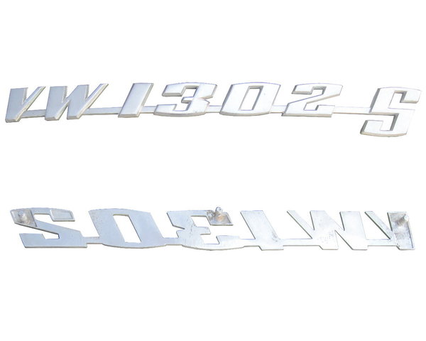 Schriftzug "VW 1302 S" 3 Stifte, mit Abstand 107 mm - Gebrauchtteil